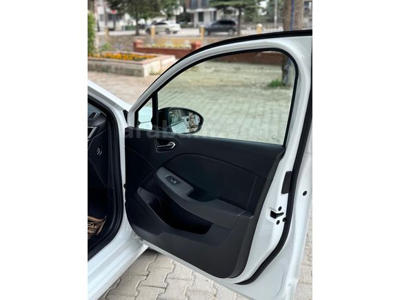 Renault Clio Touch Boyasız 16.000km'de