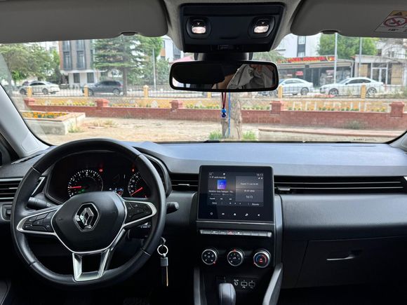 Renault Clio Touch Boyasız 16.000km'de