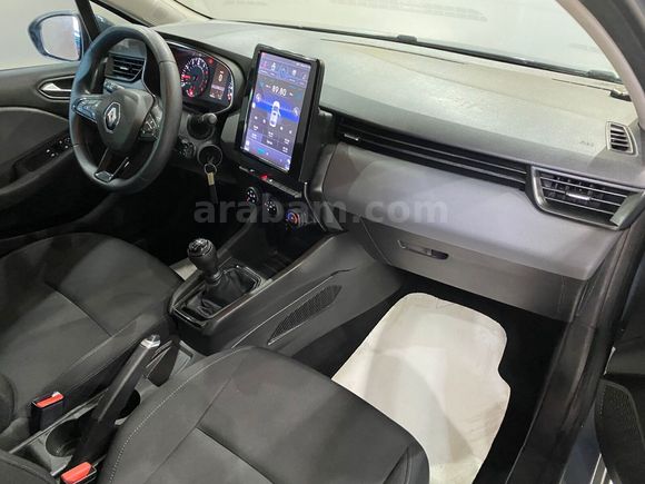 otomobil Renault Clio 1.0 SCe Joy