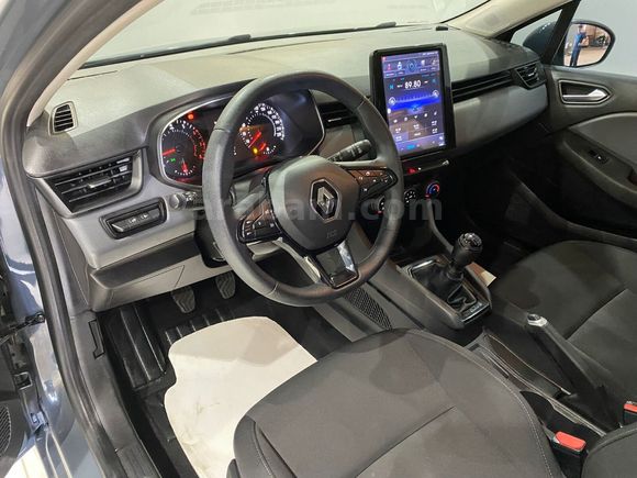 otomobil Renault Clio 1.0 SCe Joy