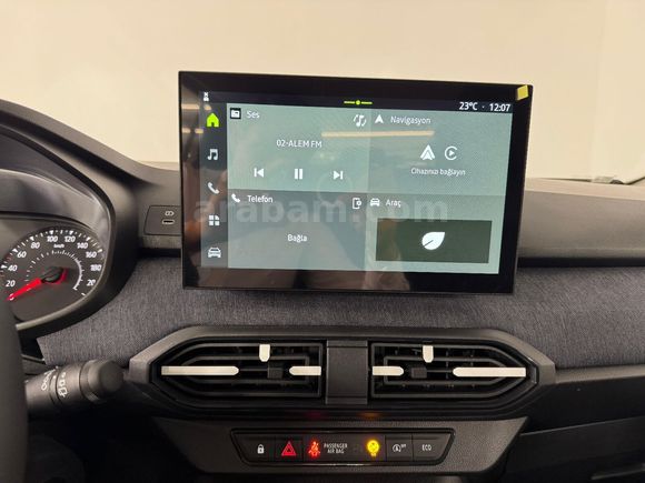 Renault Yetkili Bayi Günerlerden Hatasız Sandero Expression