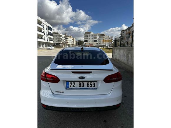 Öğretmenden Ford Focus 