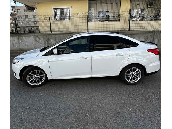 Öğretmenden Ford Focus 