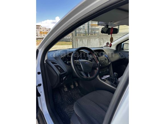 Öğretmenden Ford Focus 
