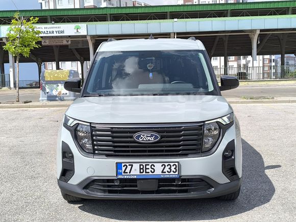 Sahibinden Ford Tourneo Courier 1.5 EcoBlue Titanium 2024 Model