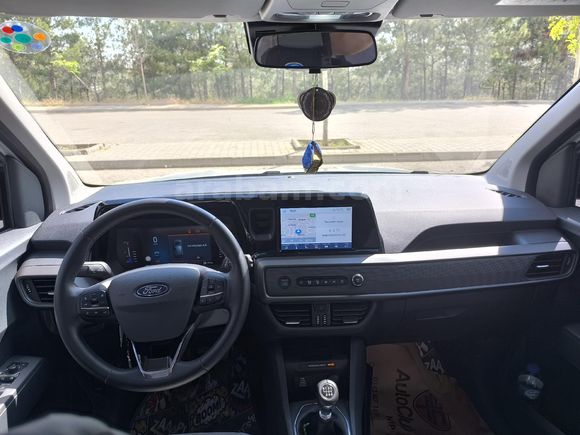 Sahibinden Ford Tourneo Courier 1.5 EcoBlue Titanium 2024 Model