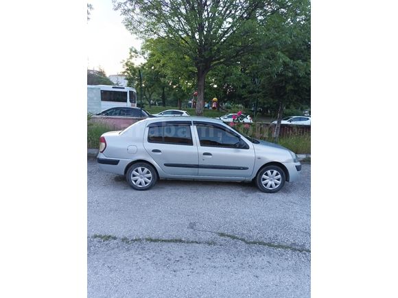 Sahibinden Renault Clio 1.4 2005 Model