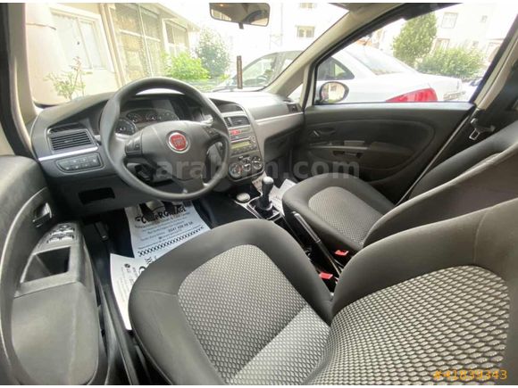 KAPTANOĞLU OTOMOTİV'den EMSALSİZ TEMİZLİKTE 2017 MODEL LİNEA