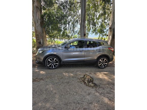 Sahibinden Nissan Qashqai 1.6 dCi Black Edition 2016 Model  156.000 km Füme