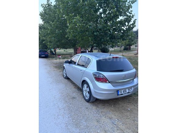 Sahibinden Opel Astra 1.6 Essentia 2012 Model
