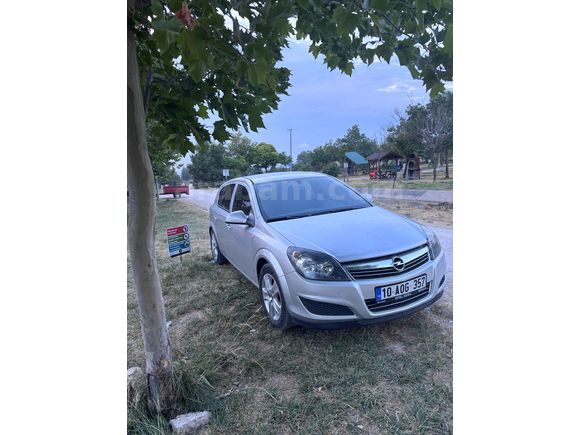 Sahibinden Opel Astra 1.6 Essentia 2012 Model