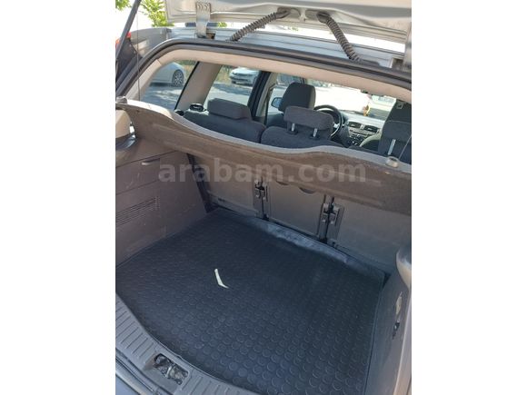 ACİL SATILIK                                 Sahibinden Ford C-Max 1.6 Trend 2004 Model