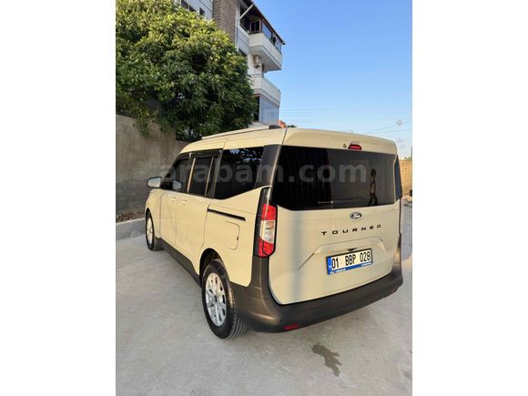 Sahibinden Ford Tourneo Courier 1.5 EcoBlue Titanium 2024 Model 