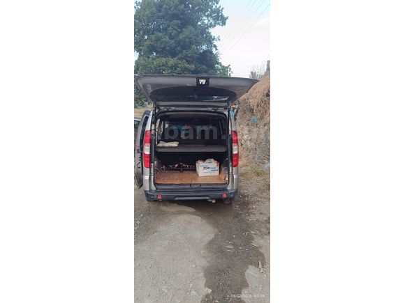 Sahibinden Fiat Doblo Combi 1.3 Multijet Dynamic 2006 Model