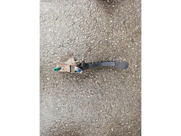 RENAULT KANGO 3 DEBIRAJ PEDALI ORJINAL