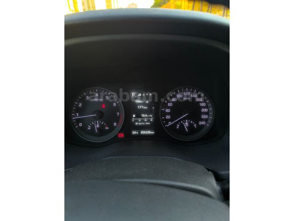 Red Pack 1.6 T-GDi Elite Plus 2016 Model 