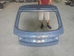 HYUNDAİ İONİQ 5 GRİ BAGAJ KAPAĞI ORJINAL BOYASIZ