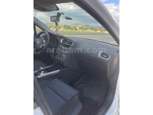 Sahibinden Citroen C4 1.6 e-HDi Confort 2013 Model 