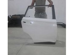 HYUNDAİ BAYON BEYAZ SAĞ ARKA KAPI ORJINAL BOYASIZ