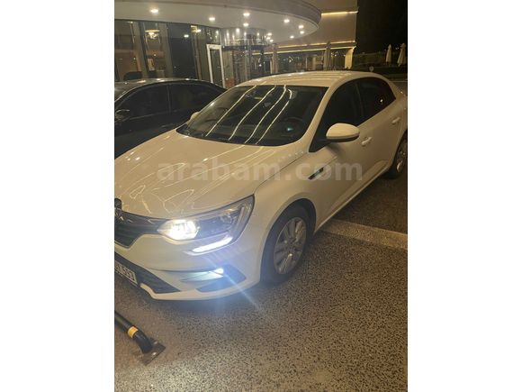 Sahibinden Renault Megane 1.3 TCe Joy 2021 Model 