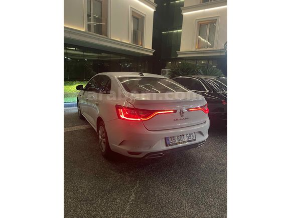 Sahibinden Renault Megane 1.3 TCe Joy 2021 Model 
