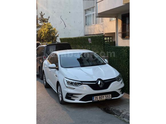 Sahibinden Renault Megane 1.3 TCe Joy 2021 Model 