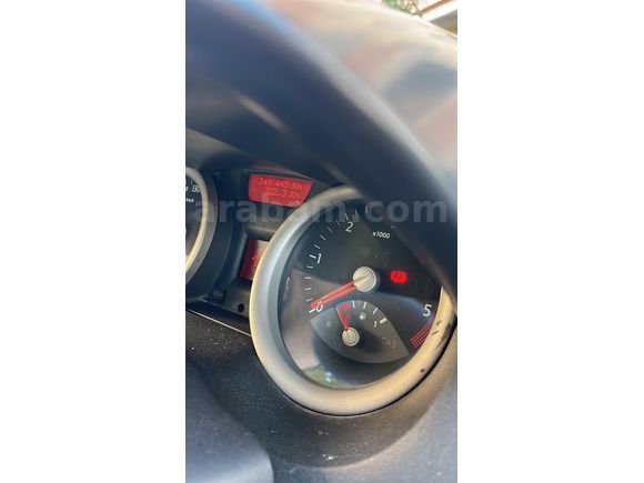 Sahibinden Renault Megane 1.5 dCi Dynamique 2005 Model 