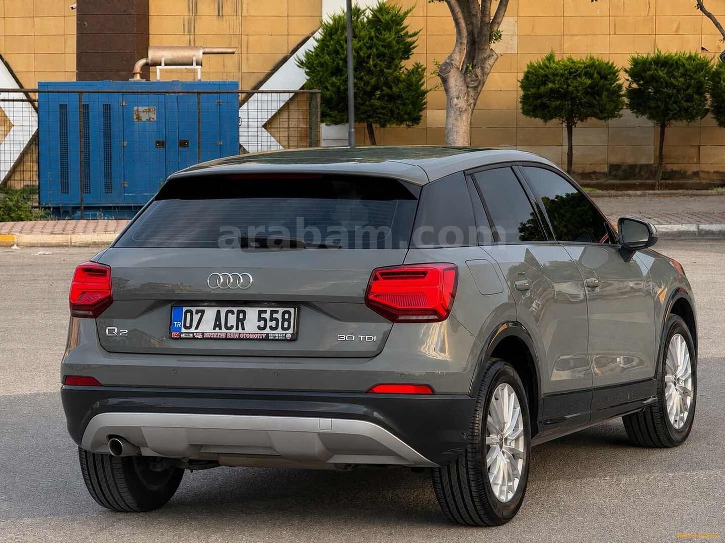 Galeriden Audi Q2 30 TDI Design 2019 Model Antalya 49.000 km Gri 5