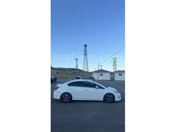 Sahibinden Honda Civic 1.6i VTEC Eco Elegance 2013 Model 