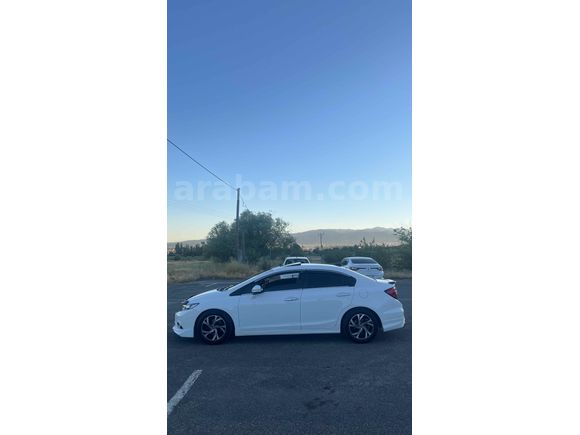 Sahibinden Honda Civic 1.6i VTEC Eco Elegance 2013 Model 
