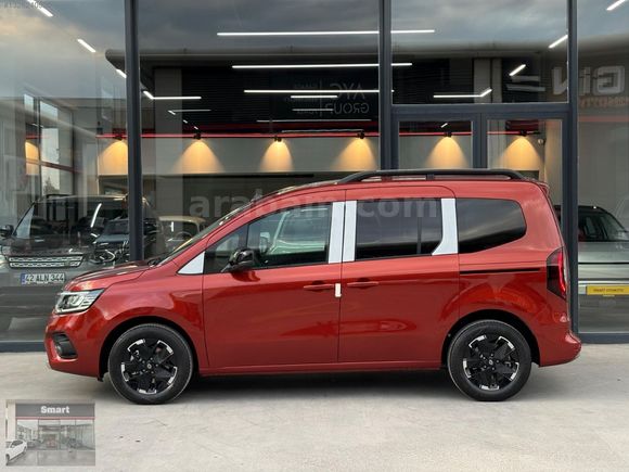 2026 KANGOO MULTİX 1.5 İCONİC + TECNOLOGY PAKET*HATASIZ*15 KM*
