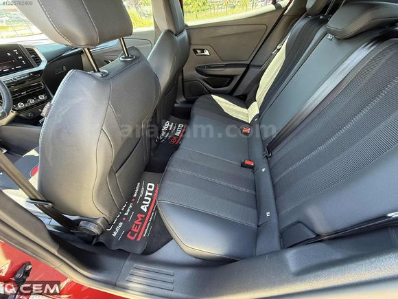 CEM AUTO'DAN 2023 MODEL OPEL MOKKA 1.2 T ULTİMATE