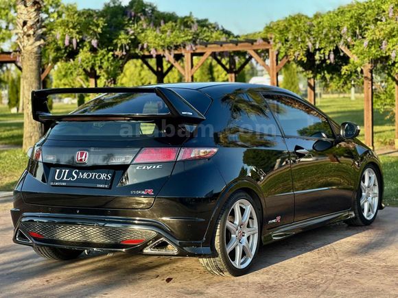 ULS MOTORS 'DAN 2008 CİVİC TYPE-R ( ÖZEL PLAKA 34-RRR-55 )