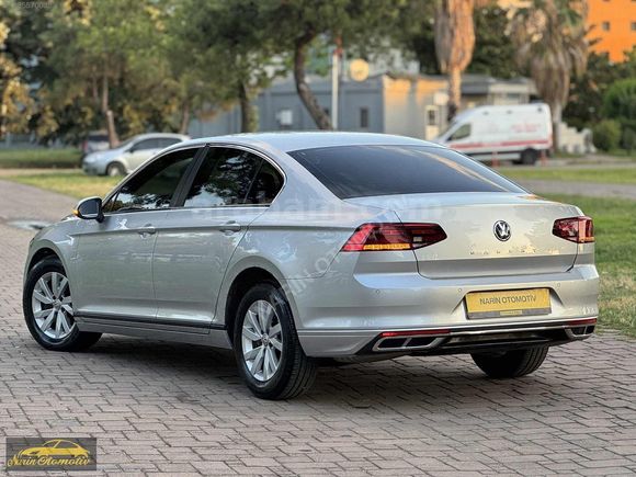 2020 TEMİZ VOLKSWAGEN PASSAT TEMİZ AİLE ARACI