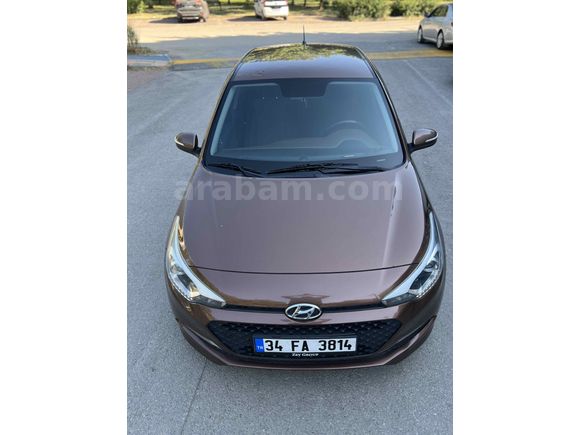Sahibinden Temiz Bakımlı Hyundai i20 1.4 CRDi Style 2015 