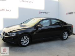 2022-MODEL-70,000 km-PASSAT 1.5 TSİ-DERİN SİYAH*KARTA 12 TAKSİT*