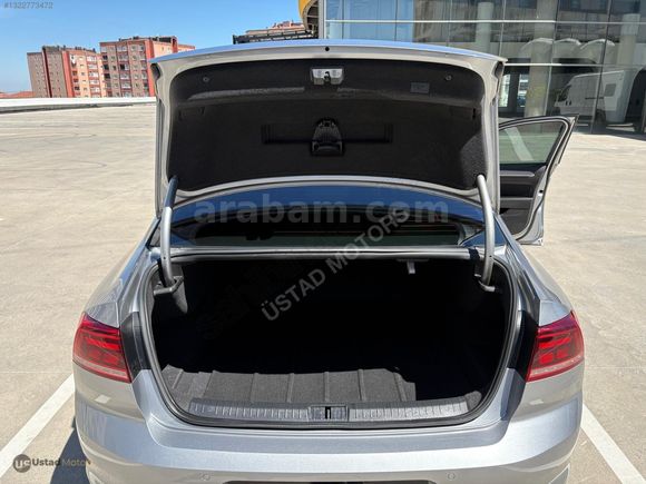 ÜSTAD MOTORS VOLKSWAGEN PASSAT 1.5 TSI IMPRESSİON HATASIZ