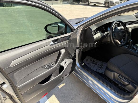 ÜSTAD MOTORS VOLKSWAGEN PASSAT 1.5 TSI IMPRESSİON HATASIZ