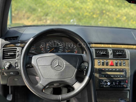 Galeriden Mercedes - Benz E 200 Avantgarde 1997 Model Denizli