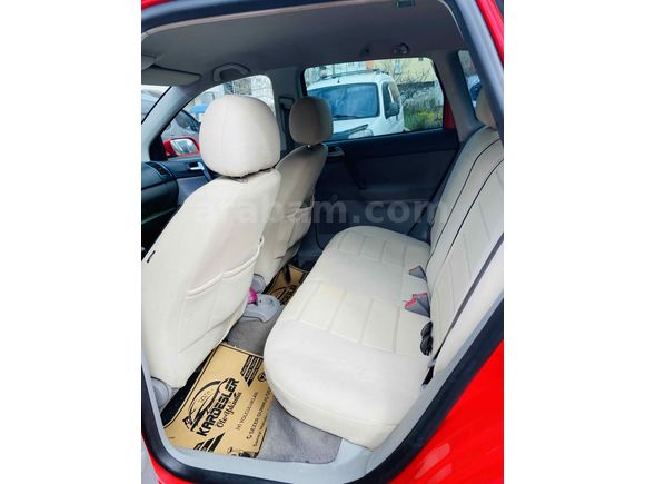 Sahibinden Volkswagen Polo 1.4 TDi Basicline 2004 Model  370.000 km kırmızı