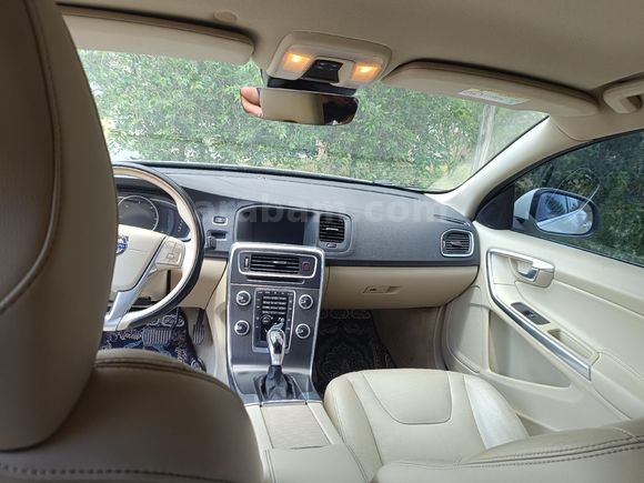 Sahibinden Volvo S60 1.6 D Advance 2015 Model