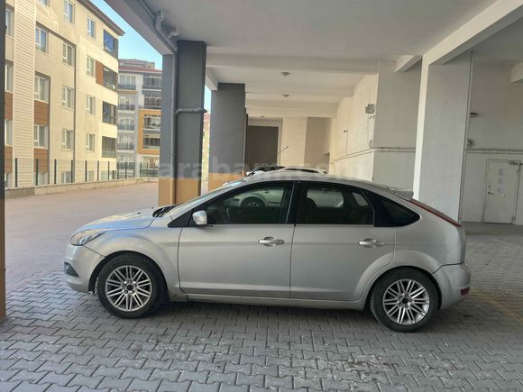 Sahibinden Ford Focus 1.6 Ti-VCT Titanium 2010 Model 