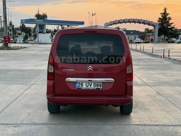 2011 MODEL TEMİZ BAKIMLI BERLINGO