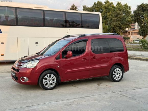 2011 MODEL TEMİZ BAKIMLI BERLINGO
