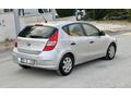 ACİL SATILIK 2011 MODEL İ30 1.6 CRDİ HATASIZ BOYASIZ ORİJİNAL