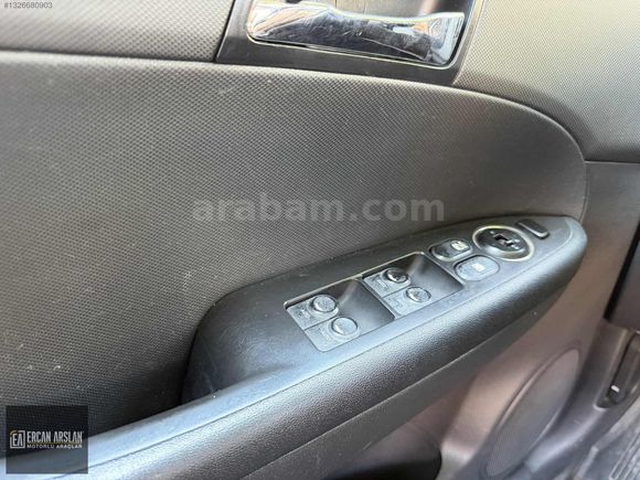 Ercan Arslan'dan Hyundai i30 185.000 km de 1 Parça Boyalı