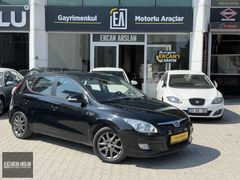 Ercan Arslan'dan Hyundai i30 185.000 km de 1 Parça Boyalı