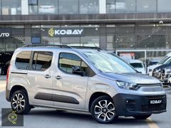 KOBAY | 2023 DOBLO-FULL-HATASIZ-63BİN KM-CAM TAVAN-ŞERİT TAKİP