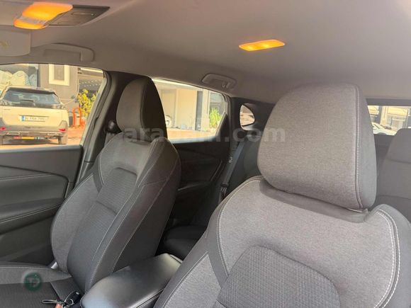 2023 MODEL 1.3 DIG-T DESİGN PACK 31 BİN KÖ BOYASIZ TAKAS OLUR