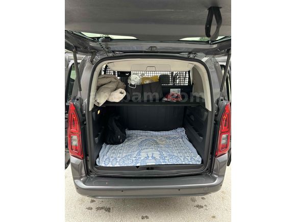 Sahibinden Opel Combo 1.5 CDTI Ultimate 2022 Model 